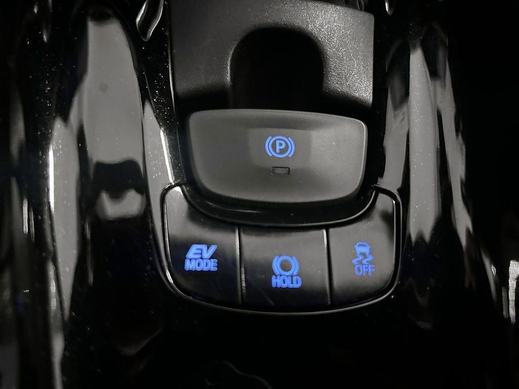 Vehicle Image 23