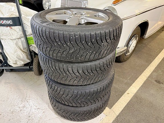 Vehicle Image 21