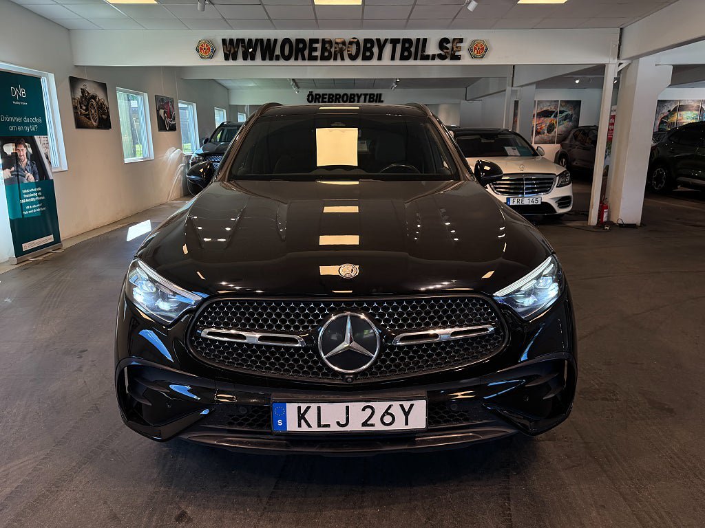Vehicle Image 28