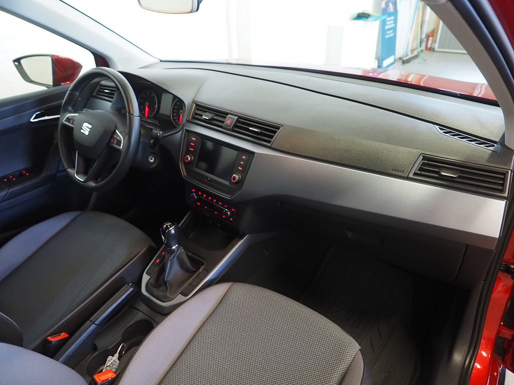 Vehicle Image 11