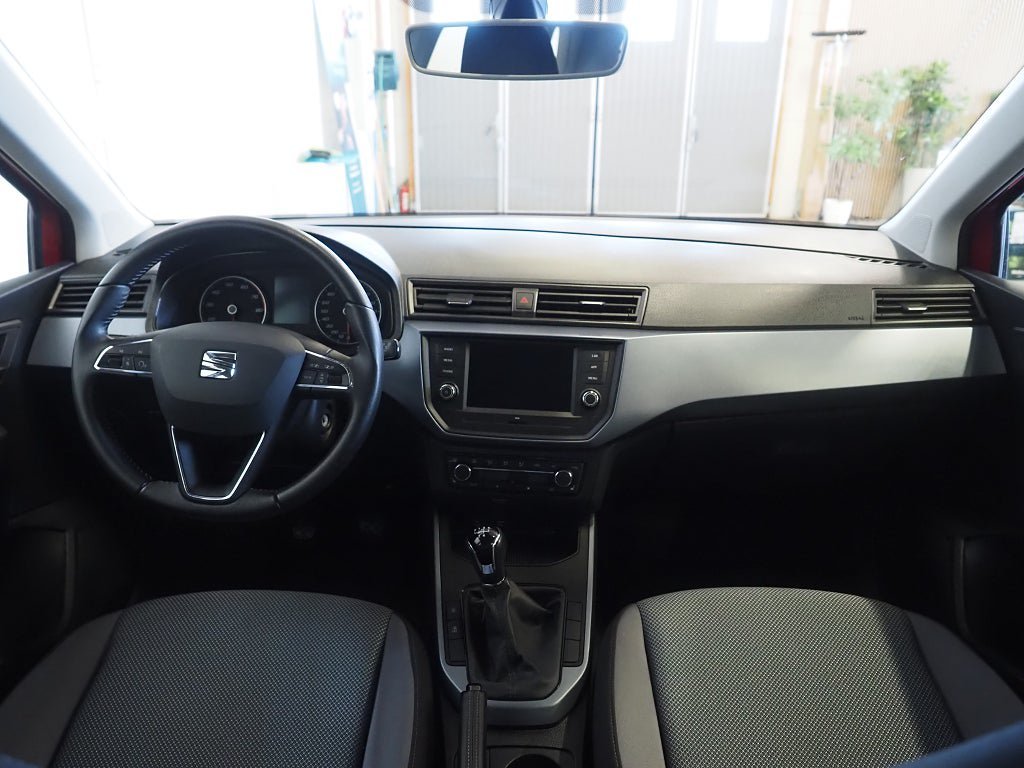 Vehicle Image 12