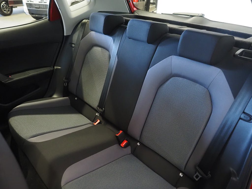 Vehicle Image 15