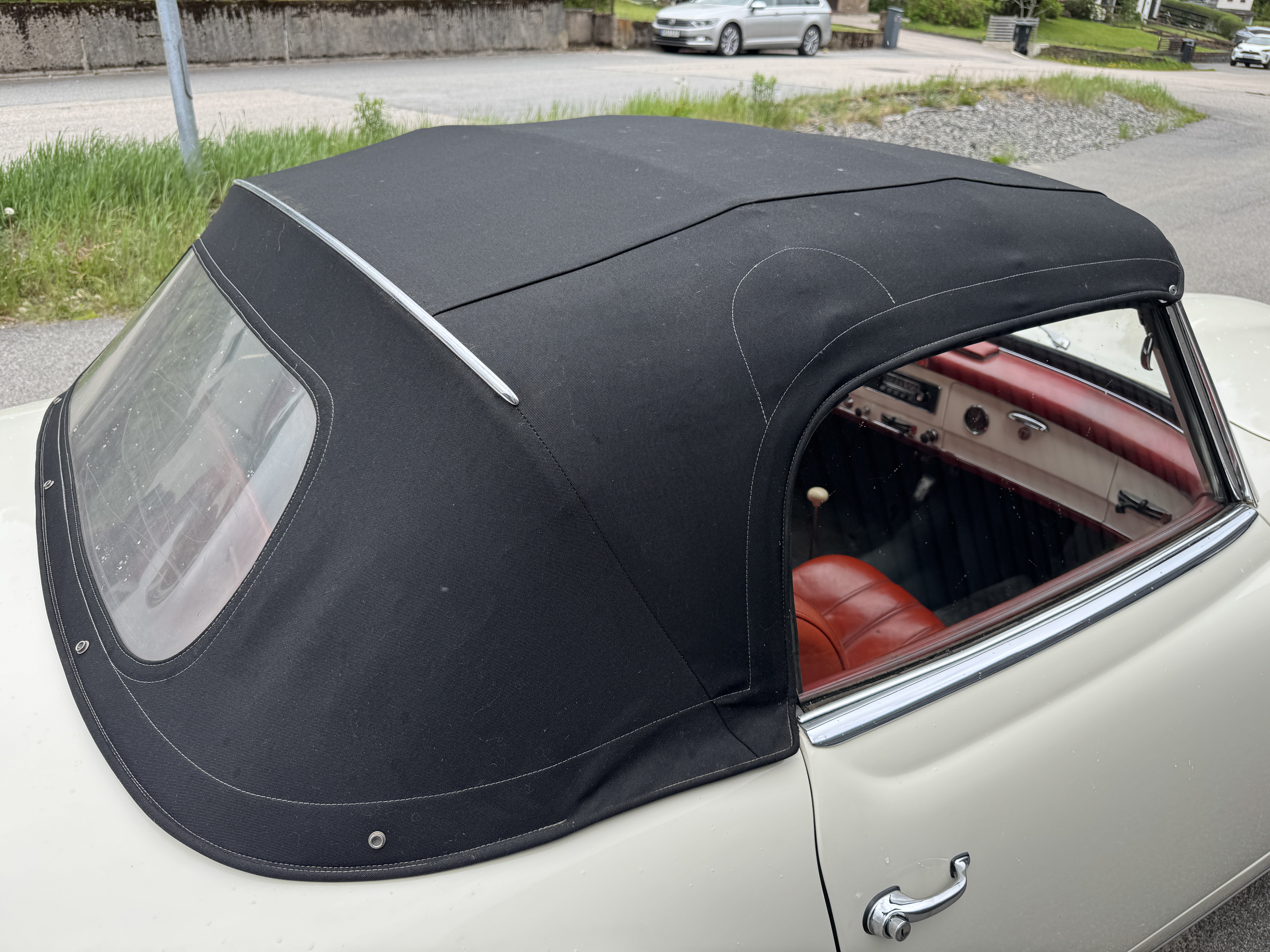 Vehicle Image 32