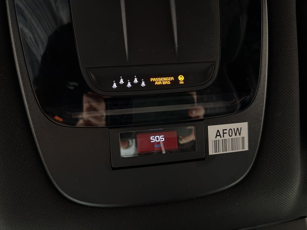Vehicle Image 32