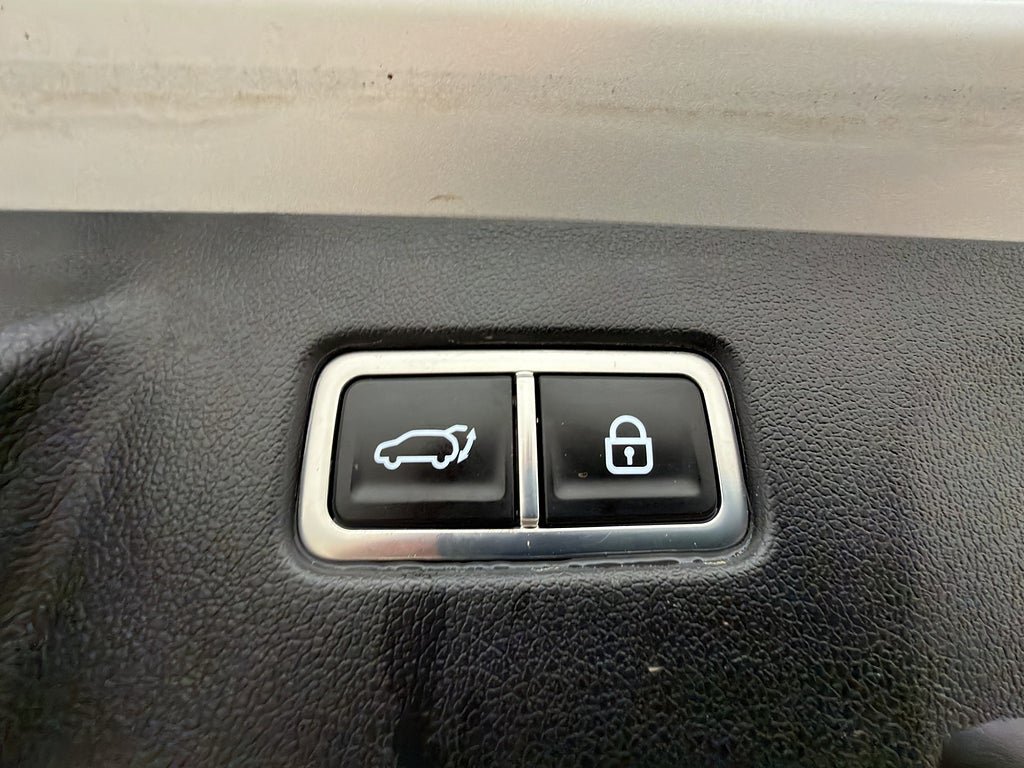 Vehicle Image 33