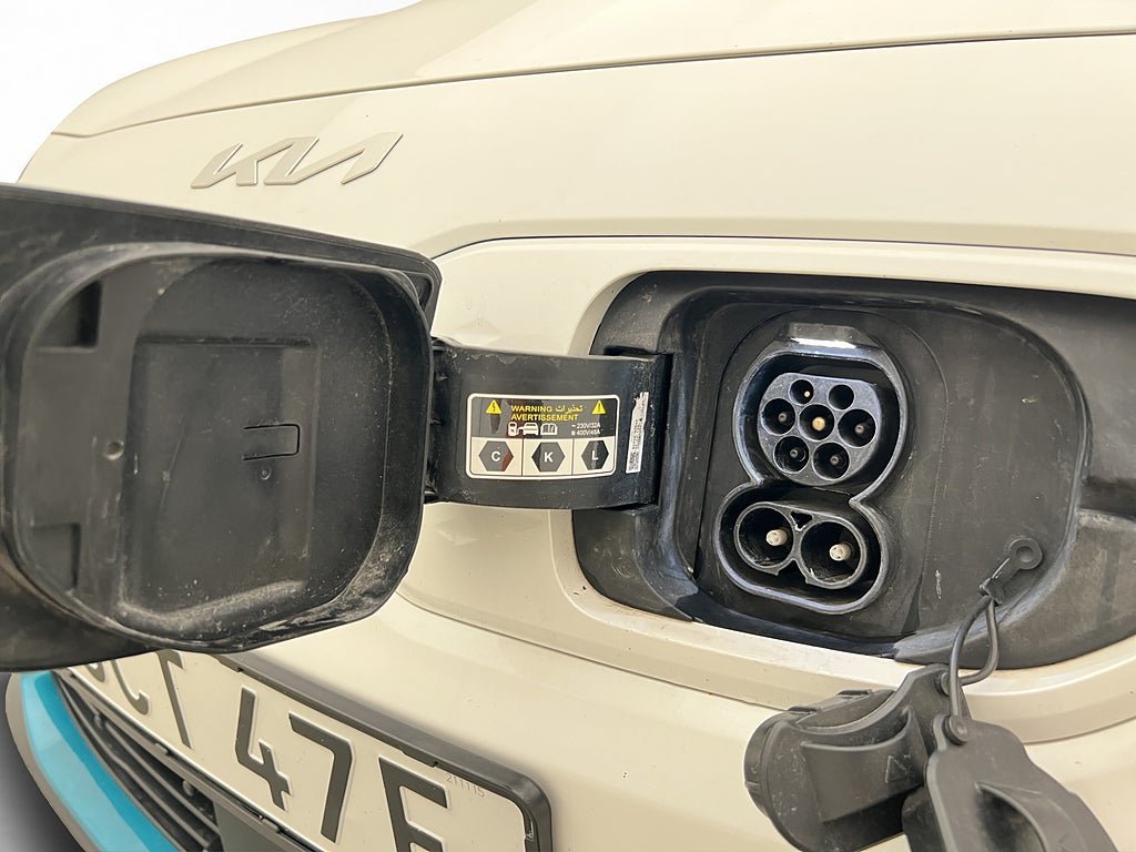 Vehicle Image 28