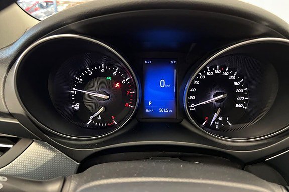 Vehicle Image 16