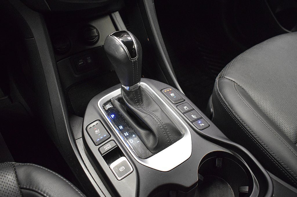 Vehicle Image 16