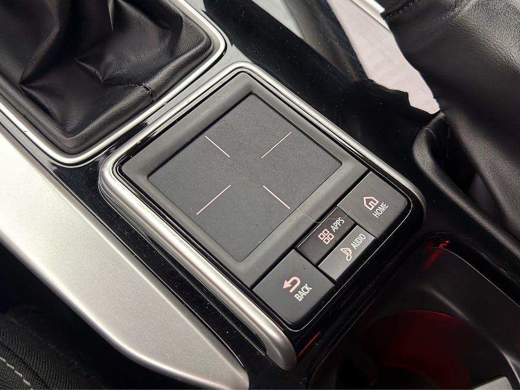 Vehicle Image 22
