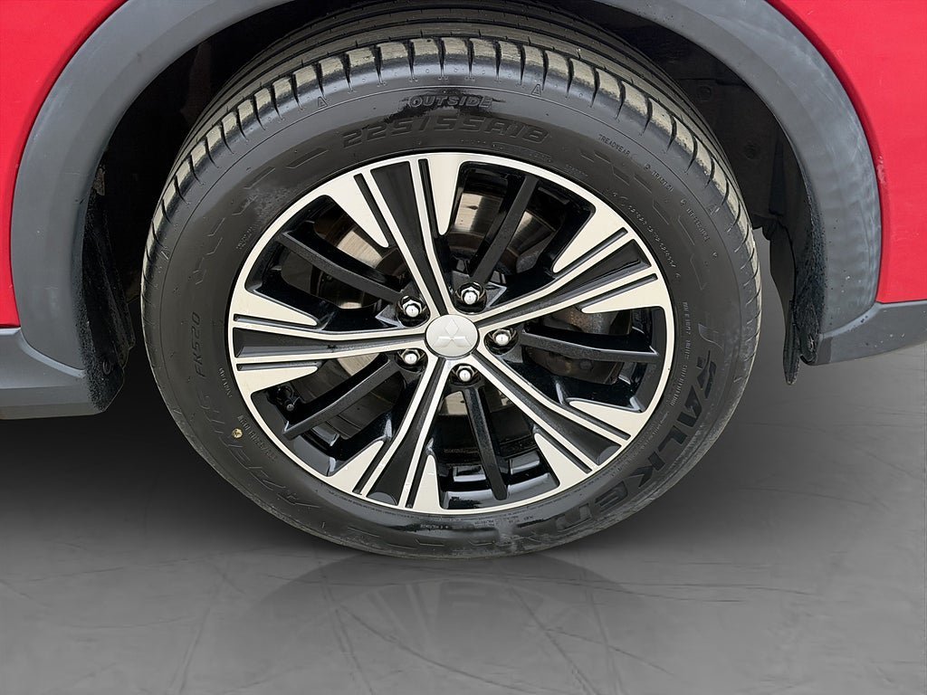 Vehicle Image 30