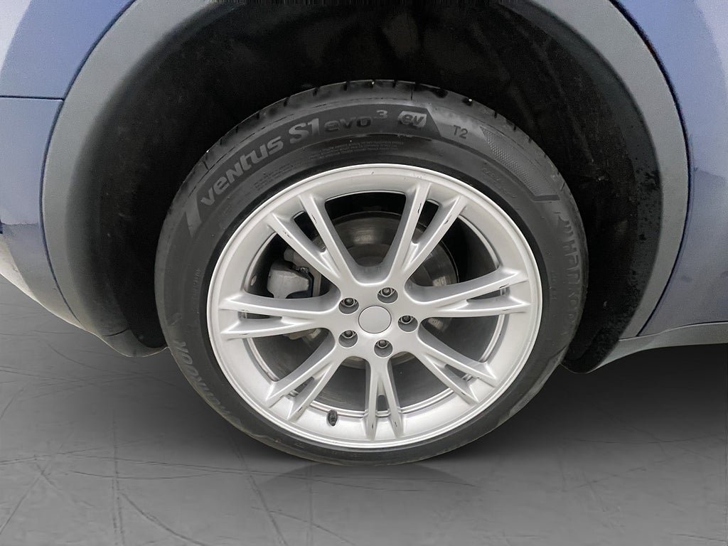 Vehicle Image 30