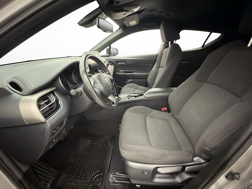 Vehicle Image 17