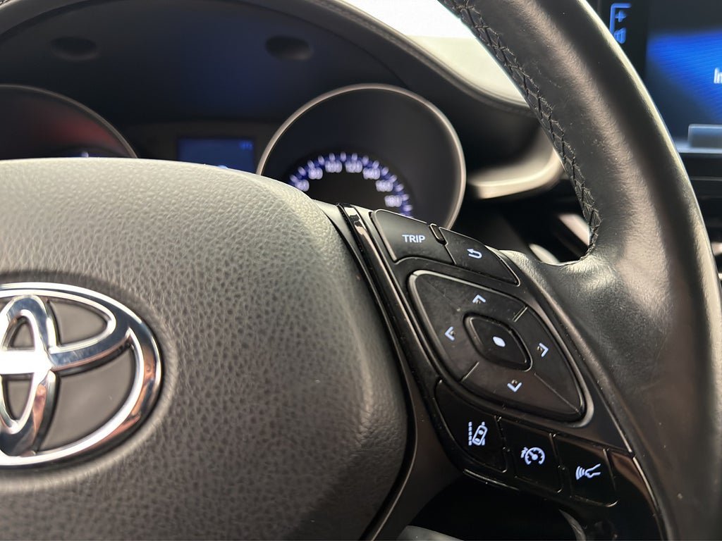 Vehicle Image 18