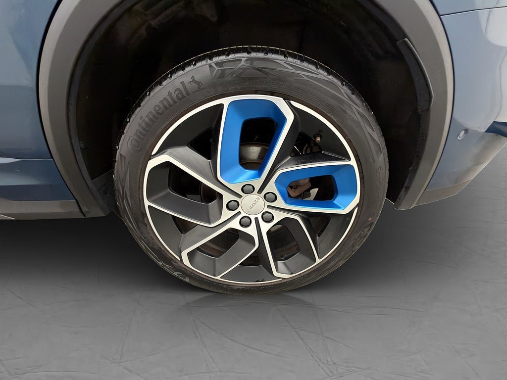 Vehicle Image 33