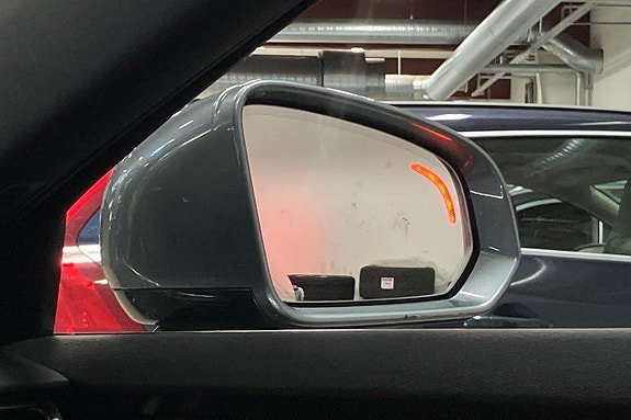 Vehicle Image 27