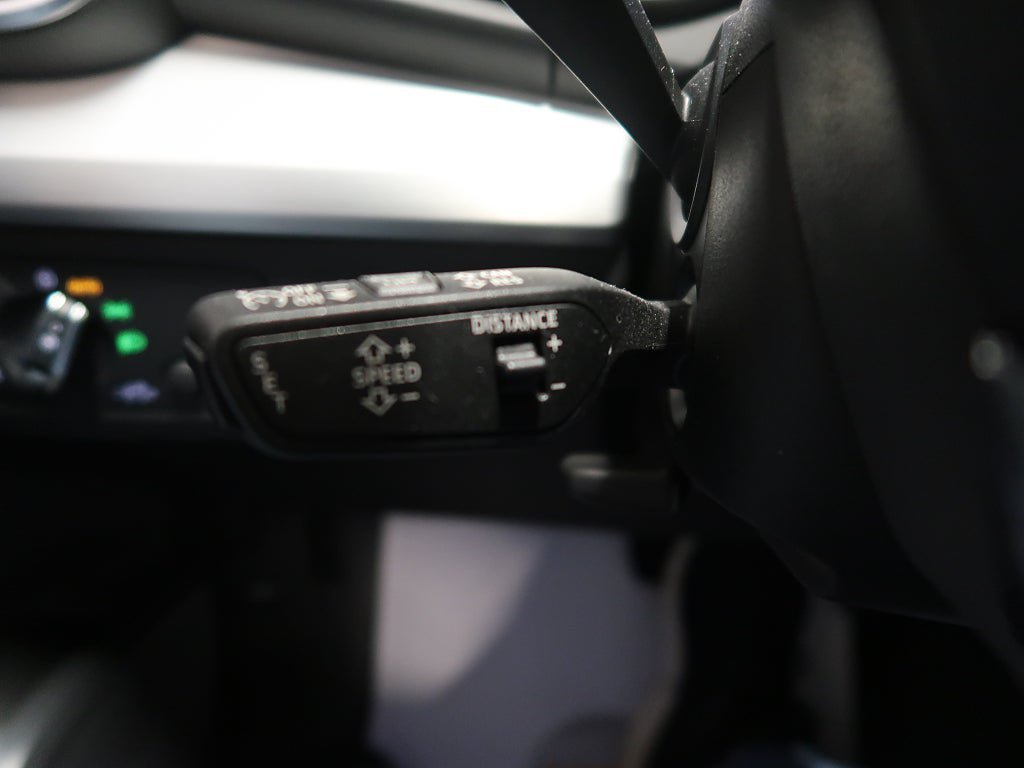 Vehicle Image 34