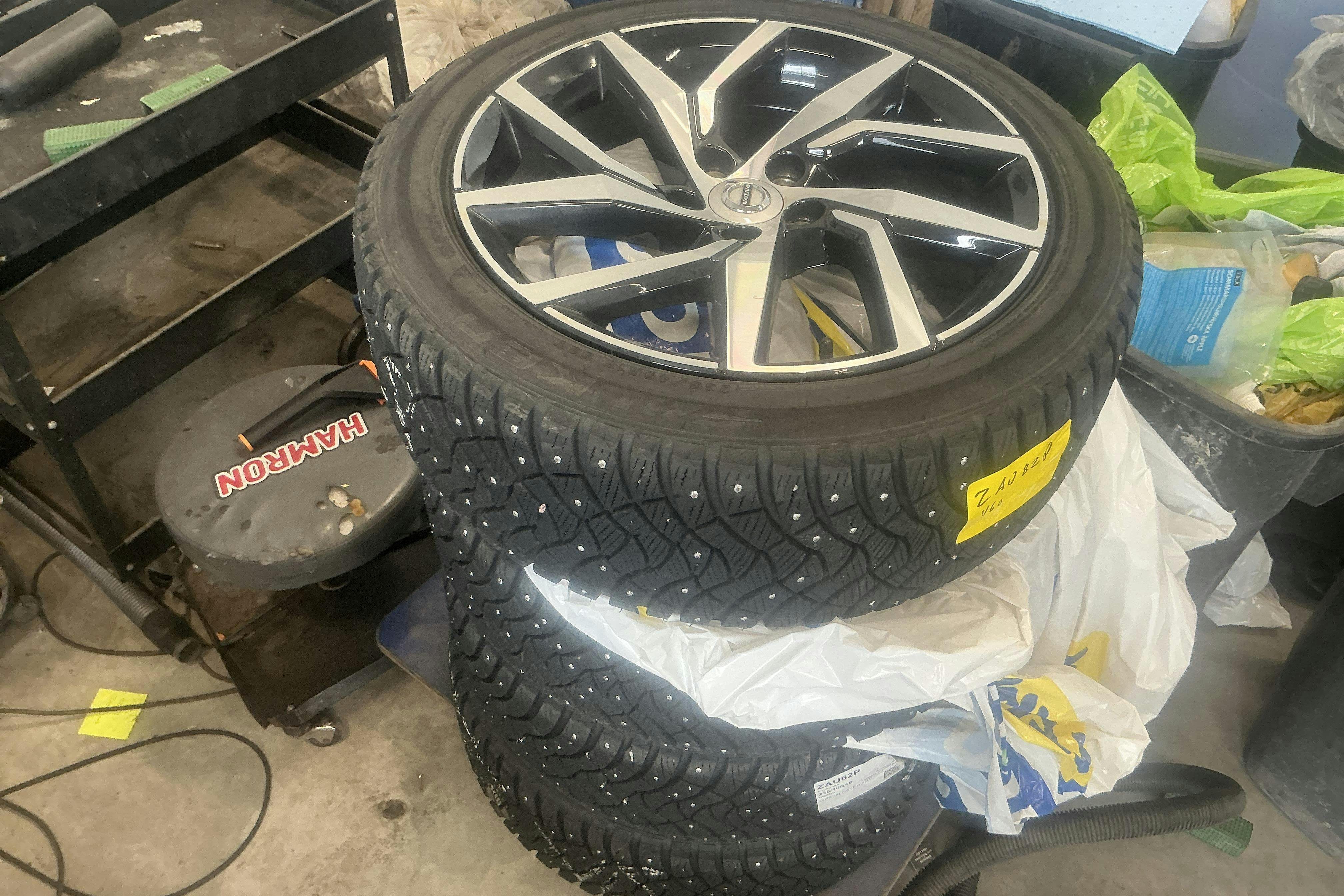 Vehicle Image 21