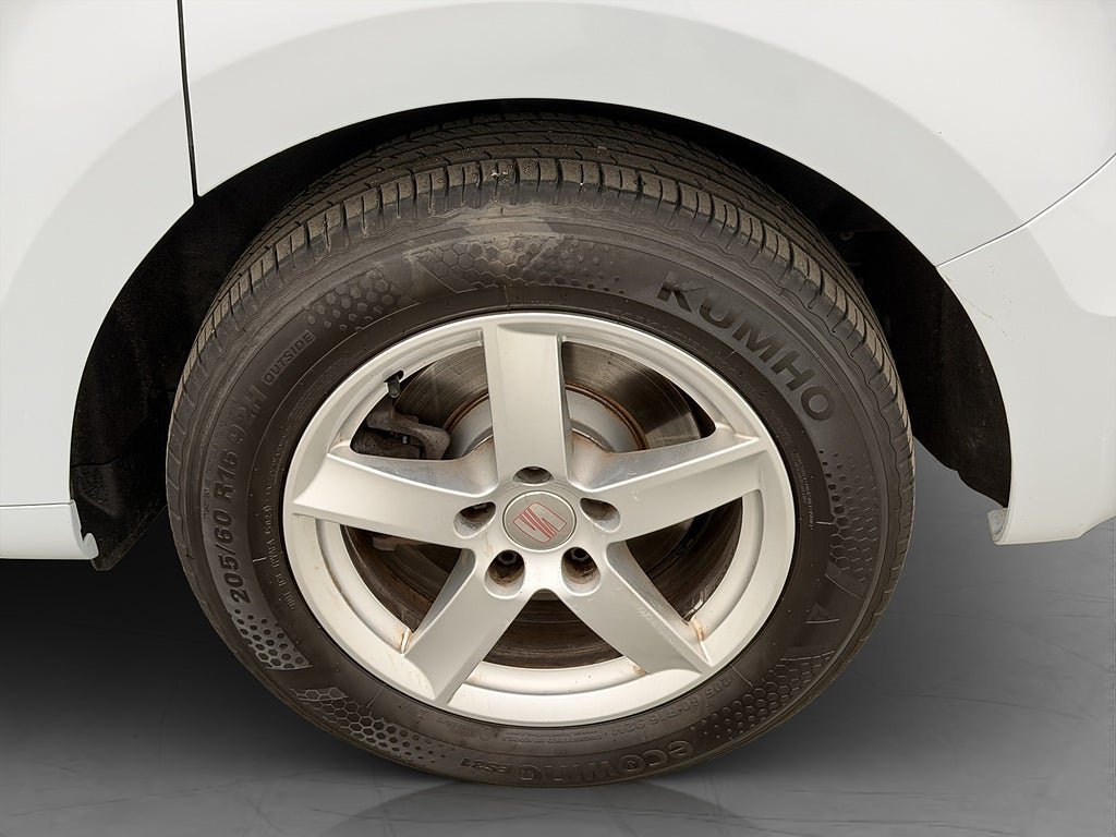 Vehicle Image 30