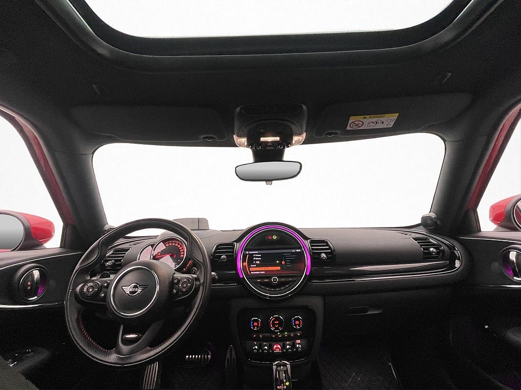 Vehicle Image 35