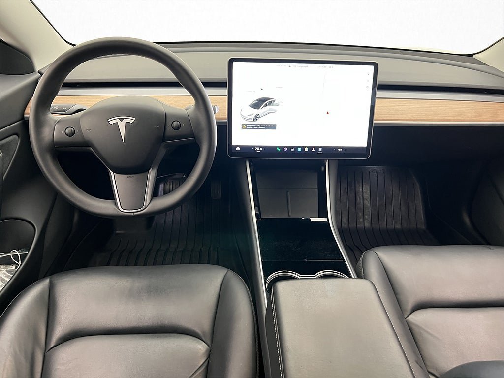 Vehicle Image 31