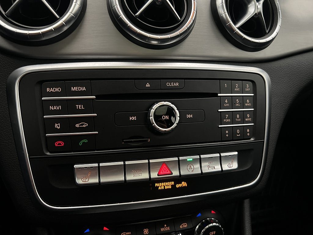 Vehicle Image 29