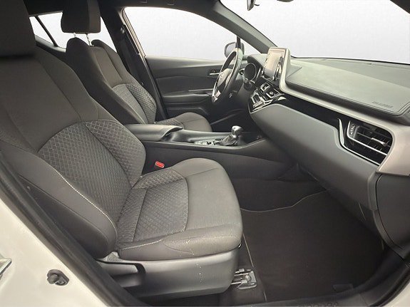 Vehicle Image 23