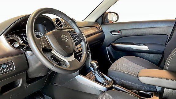 Vehicle Image 7