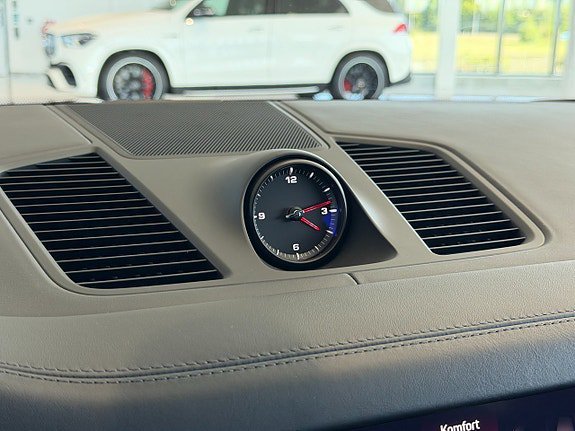 Vehicle Image 27