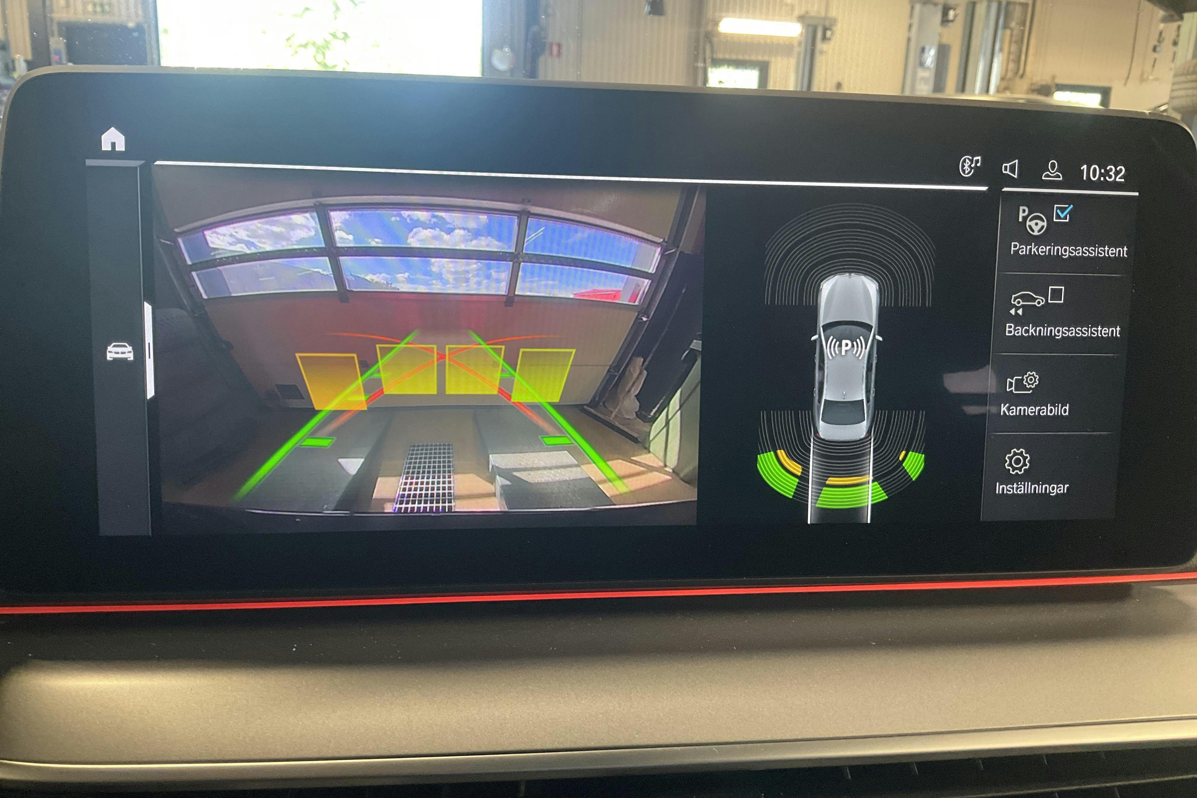 Vehicle Image 13