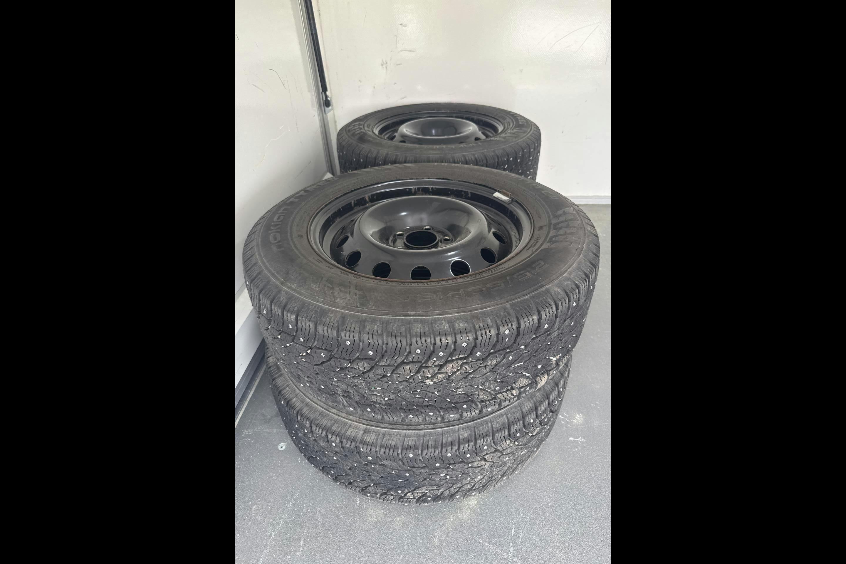 Vehicle Image 14