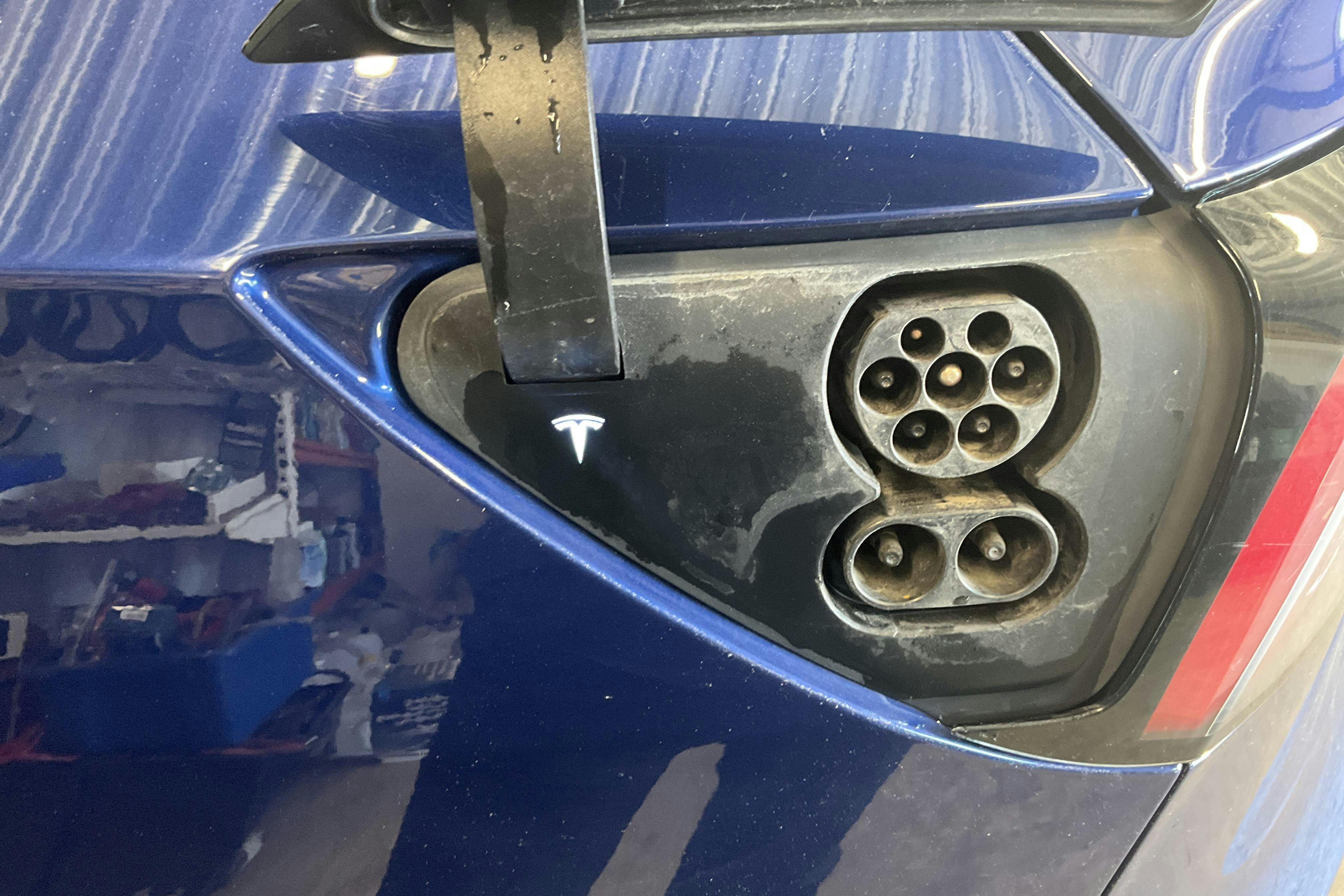 Vehicle Image 18
