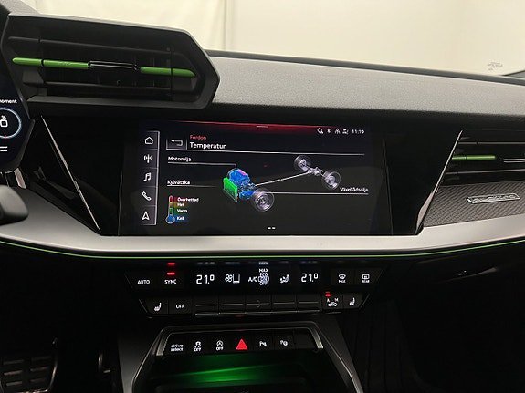 Vehicle Image 38