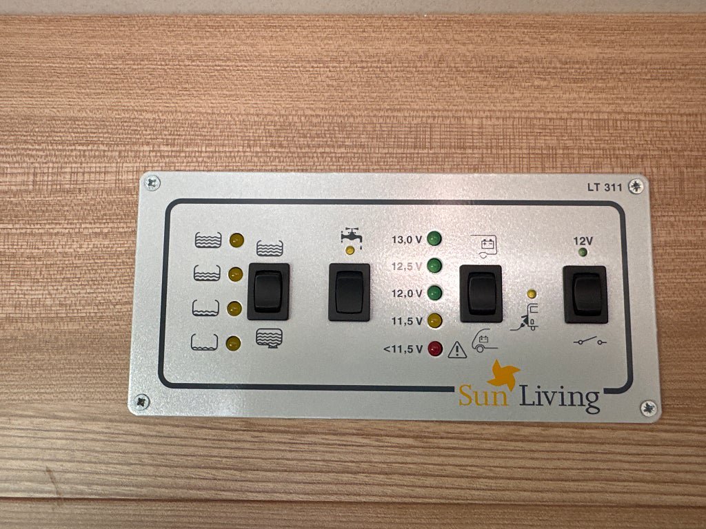 Vehicle Image 24
