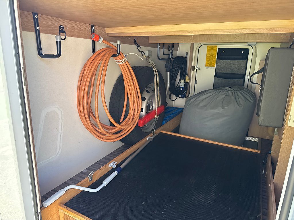 Vehicle Image 38