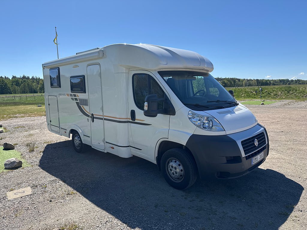 Vehicle Image 43