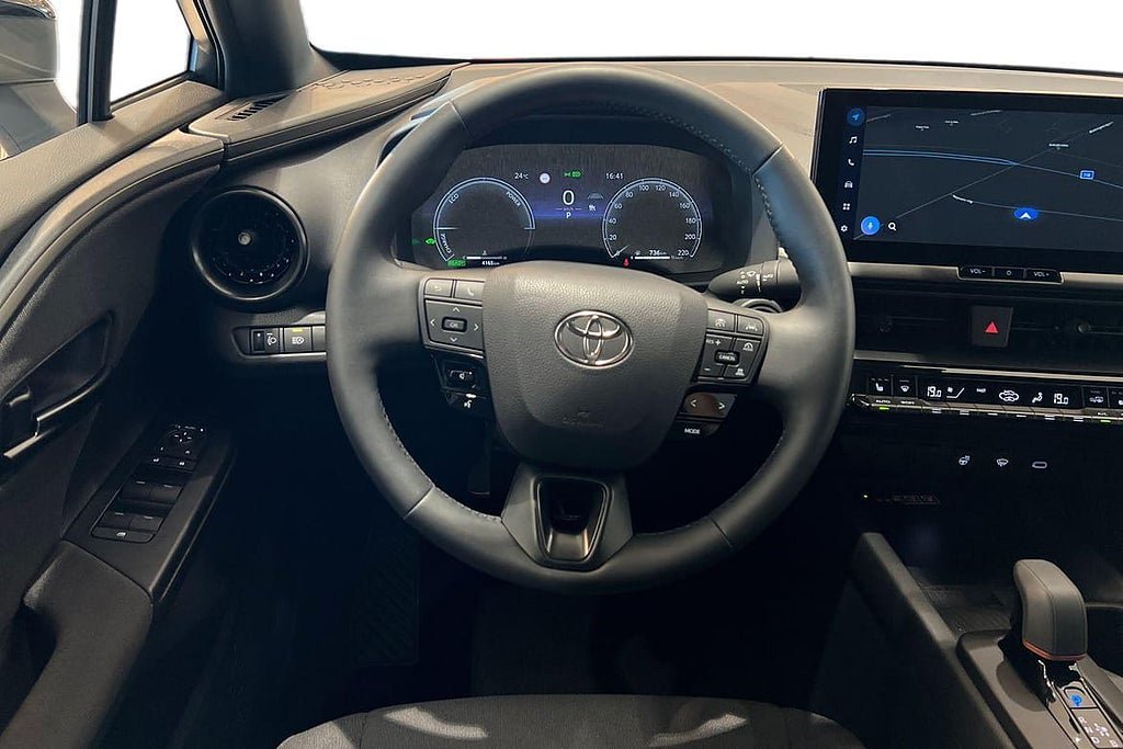 Vehicle Image 11