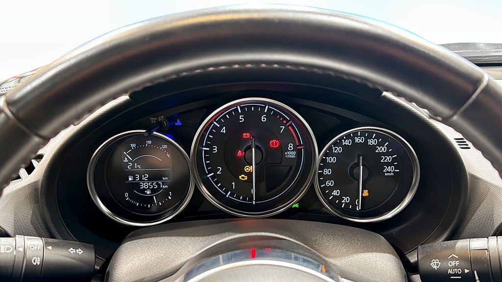 Vehicle Image 22