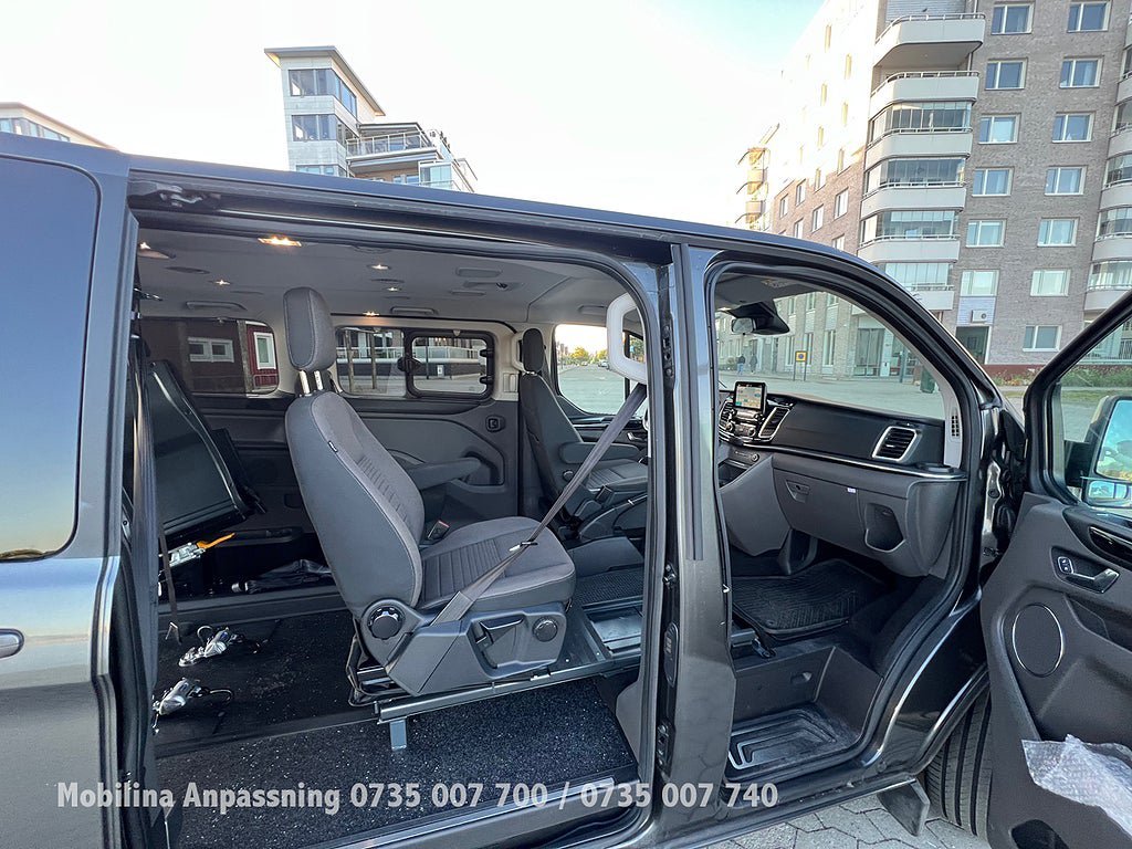 Vehicle Image 21