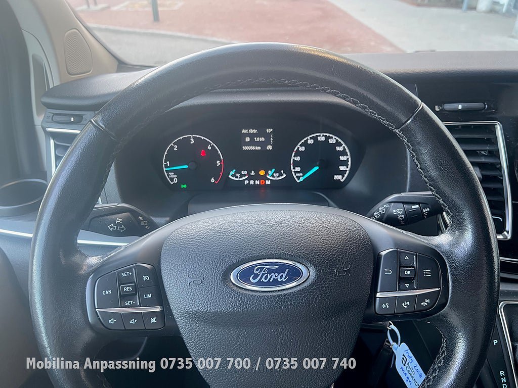 Vehicle Image 35