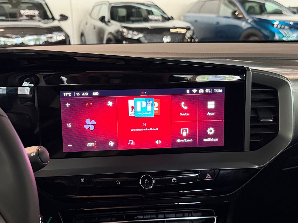Vehicle Image 14