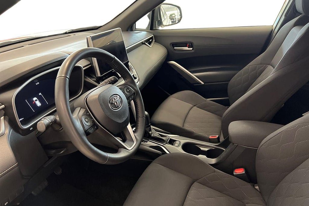 Vehicle Image 12