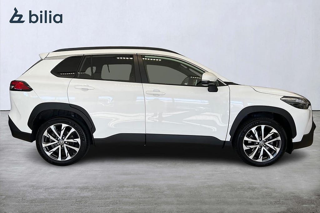 Vehicle Image 16