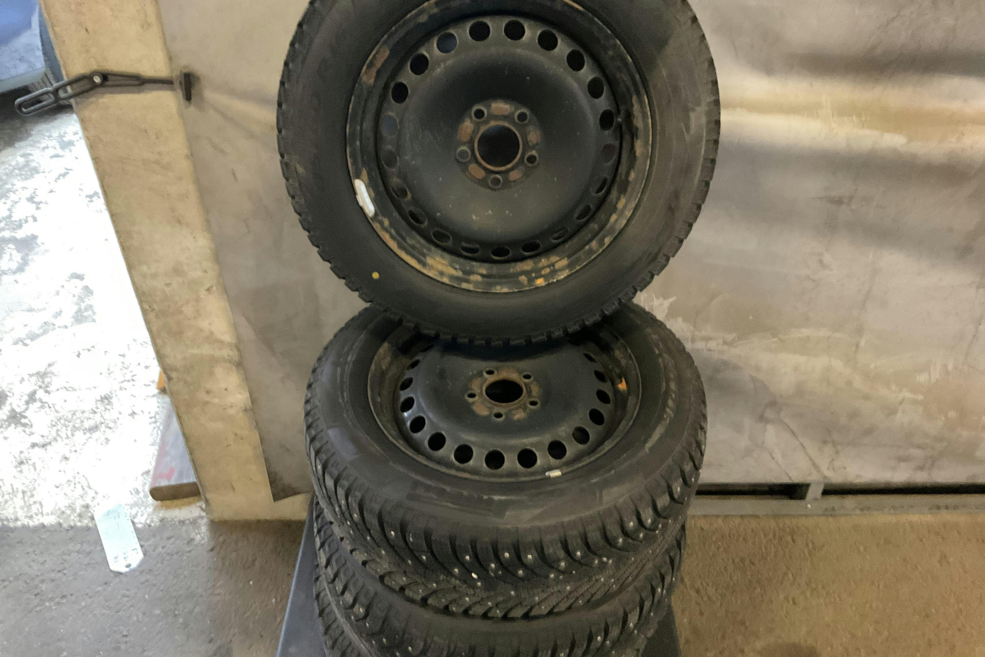Vehicle Image 14