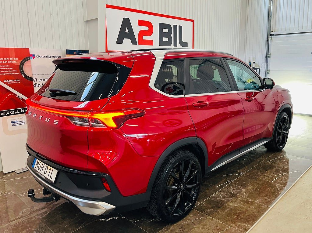 Vehicle Image 5