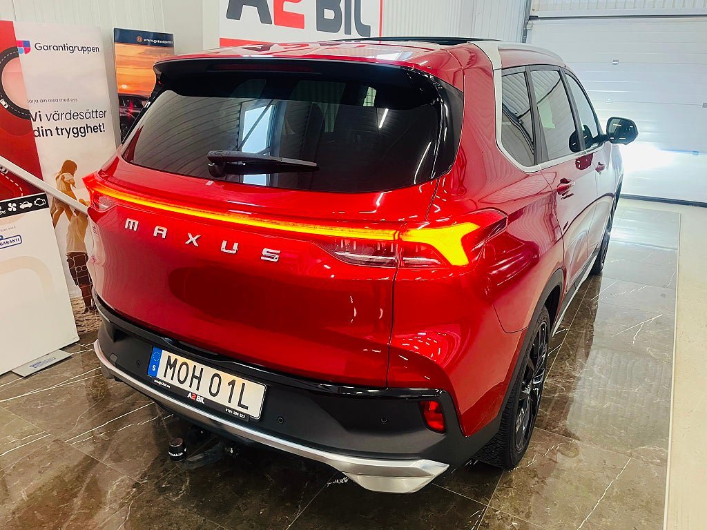 Vehicle Image 6