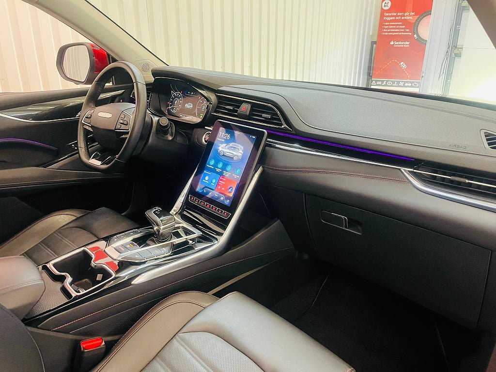 Vehicle Image 13