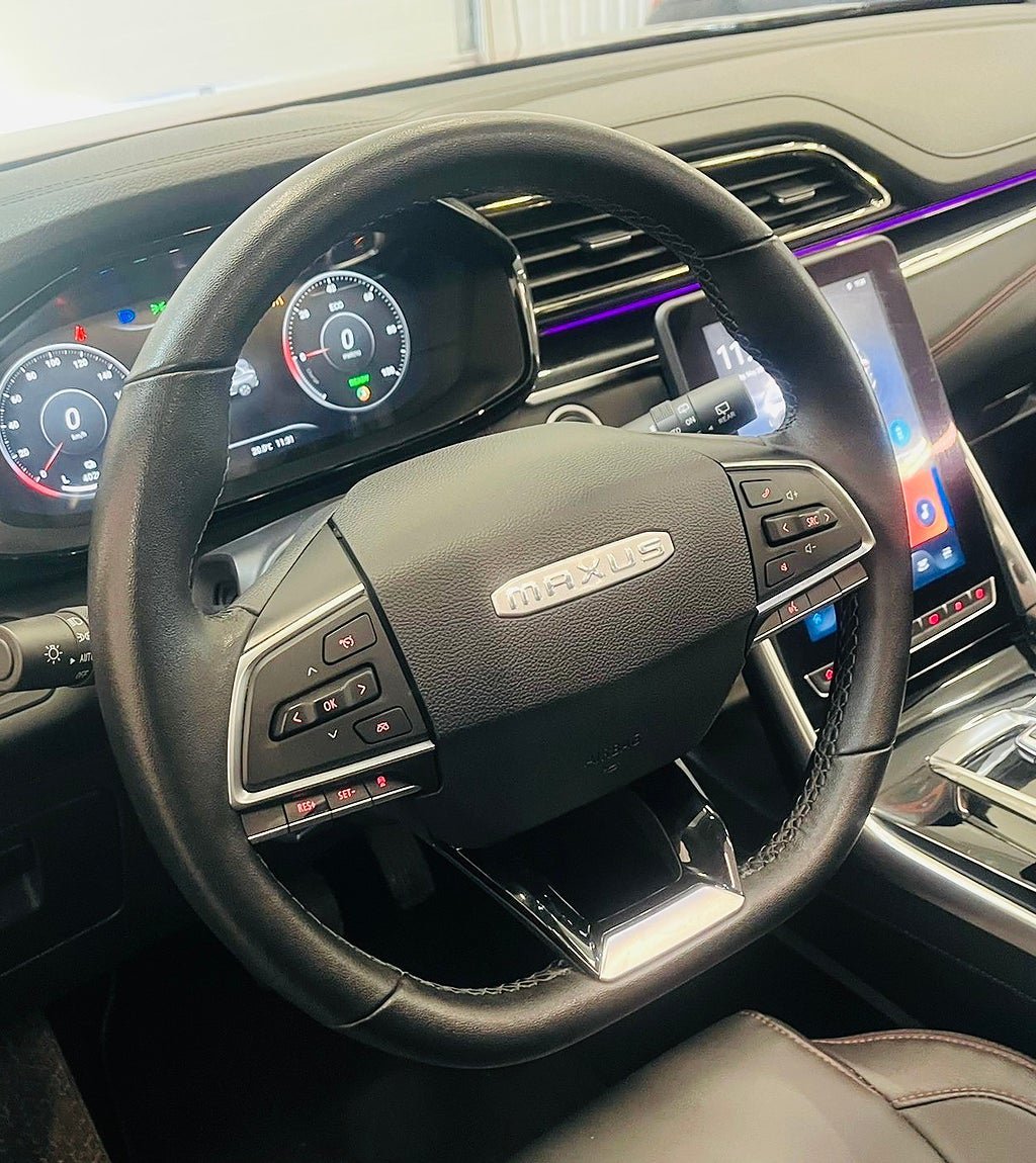 Vehicle Image 18