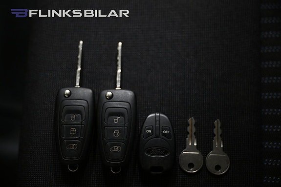 Vehicle Image 30