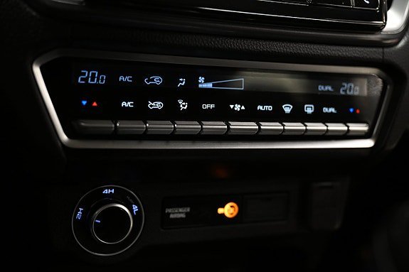 Vehicle Image 29