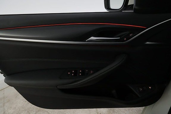 Vehicle Image 29